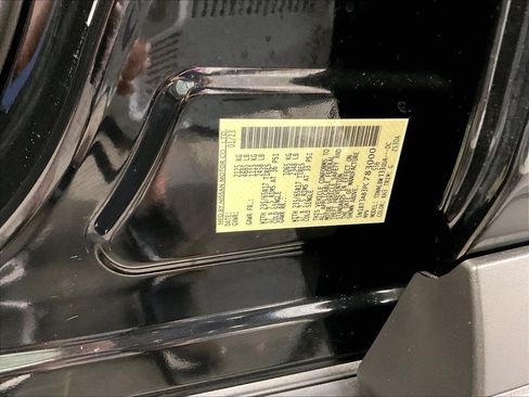Used 2023 Nissan Rogue S AWD/4WD image 35