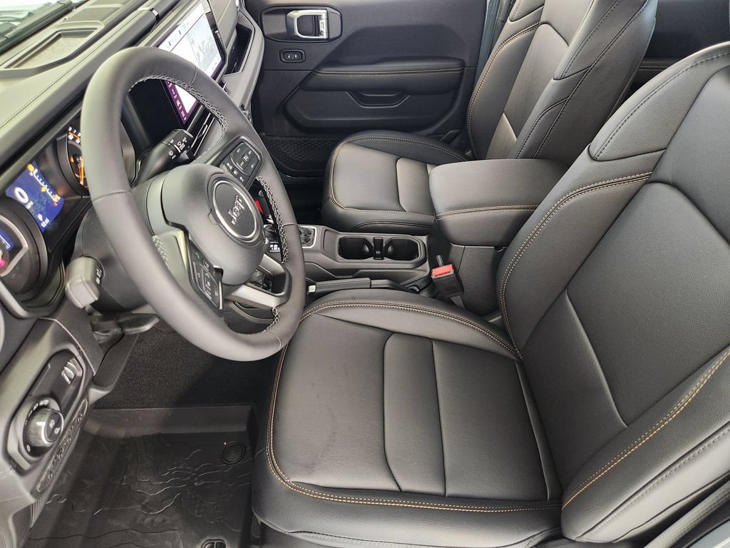 New 2026 Jeep Gladiator Sport AWD/4WD image 13