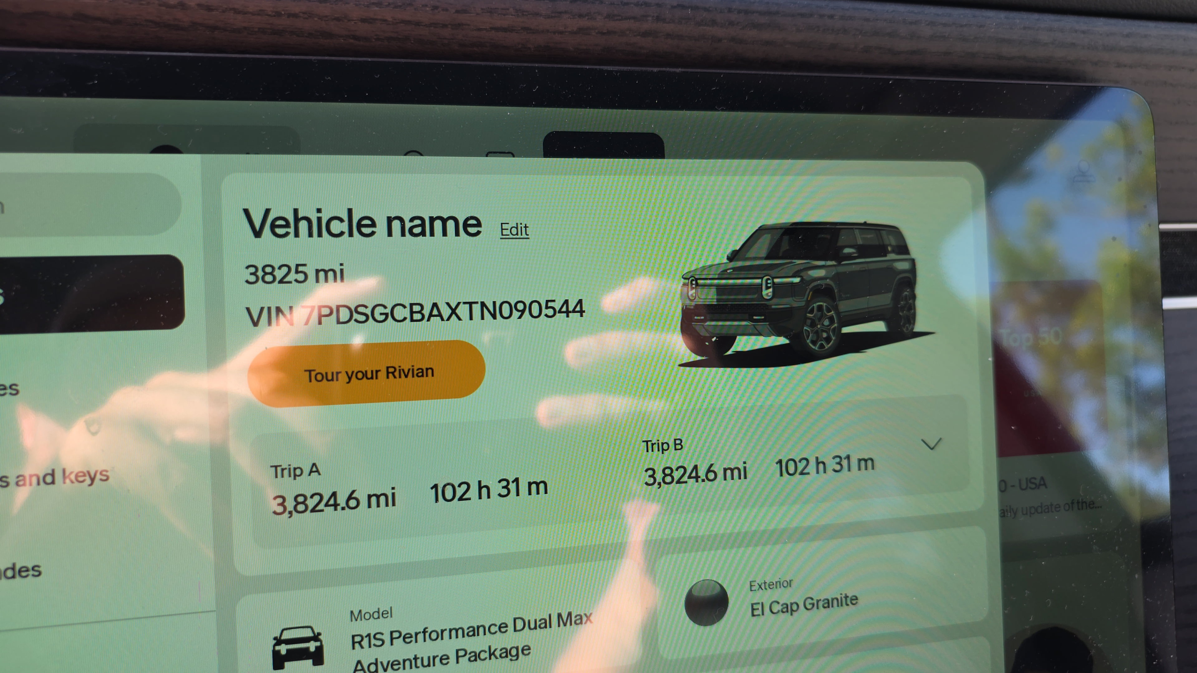 Used 2026 Rivian R1S Adventure Tri AWD/4WD image 5