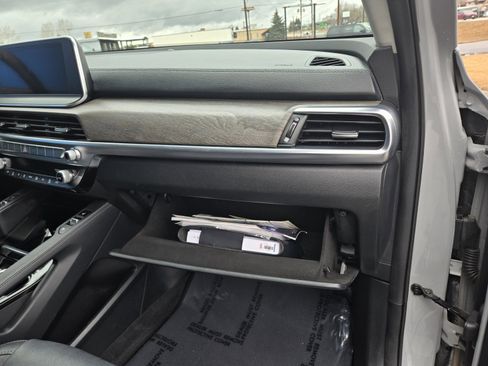 Used 2021 Kia Telluride EX w/ EX Premium Package image 29