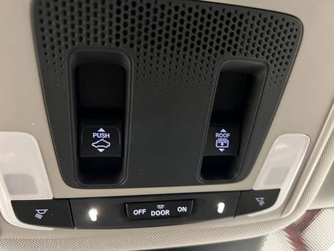 New 2025 Honda Pilot Elite image 30