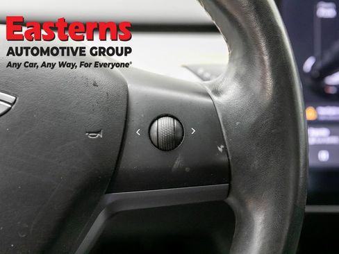 Used 2018 Tesla Model 3 Long Range RWD image 53