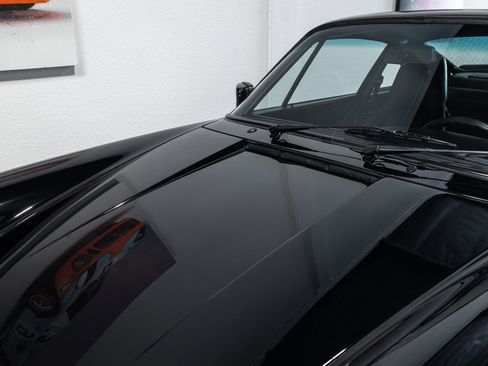 Used 1988 Porsche 911 Carrera image 10