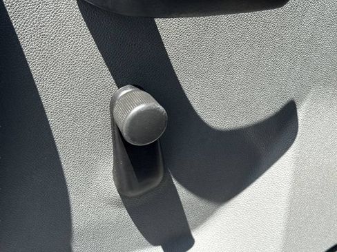 Used 2011 Chevrolet Silverado 1500 W/T RWD image 27