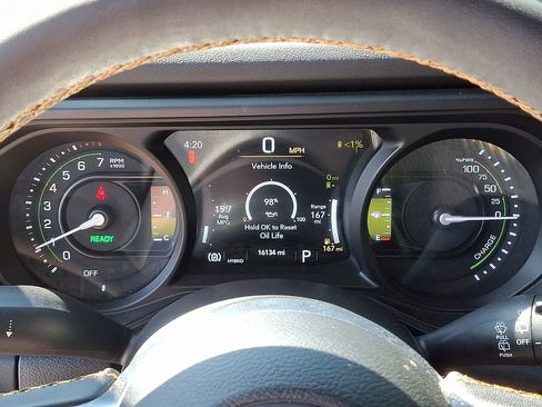 Used 2024 Jeep Wrangler Unlimited Sahara w/ Safety Group AWD/4WD image 20