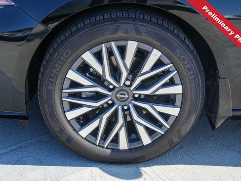 Used 2026 Nissan Altima 2.5 SV FWD image 11