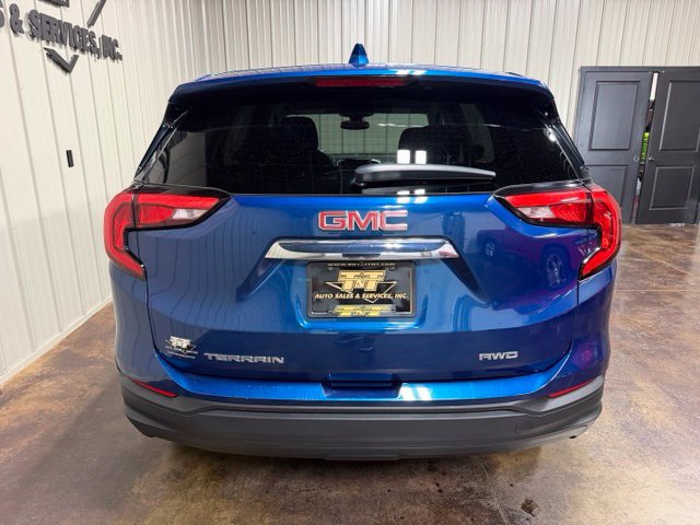 Used 2020 GMC Terrain SLE w/ LPO, Floor Liner Package AWD/4WD image 9