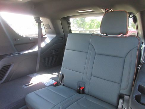 New 2026 GMC Yukon AT4 w/ AT4 Premium Package AWD/4WD image 13