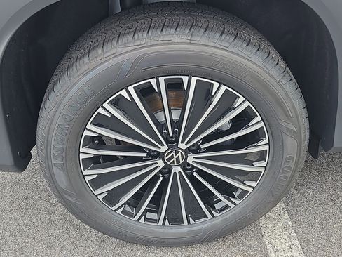 New 2026 Volkswagen Tiguan S image 3