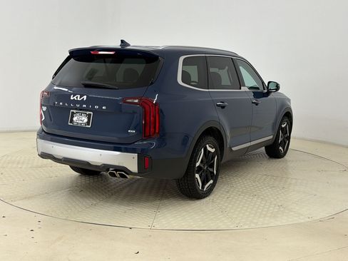 Used 2023 Kia Telluride S AWD/4WD image 9