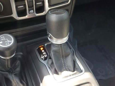 New 2025 Jeep Gladiator Sport image 34