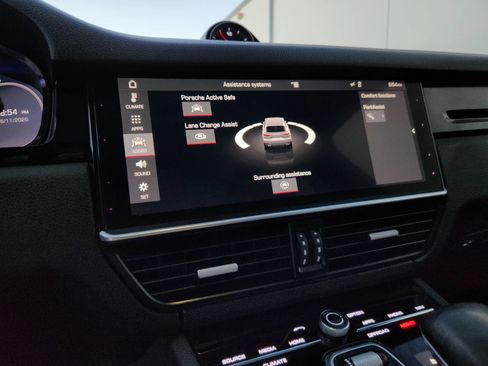 Used 2019 Porsche Cayenne S AWD/4WD image 18