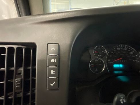 Used 2024 Chevrolet Express 2500 Extended w/ Driver Convenience Package RWD image 12