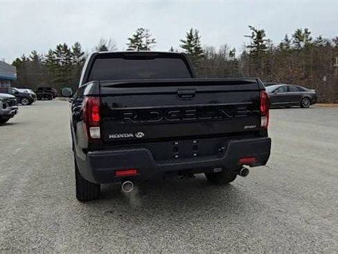 Used 2024 Honda Ridgeline Sport image 7