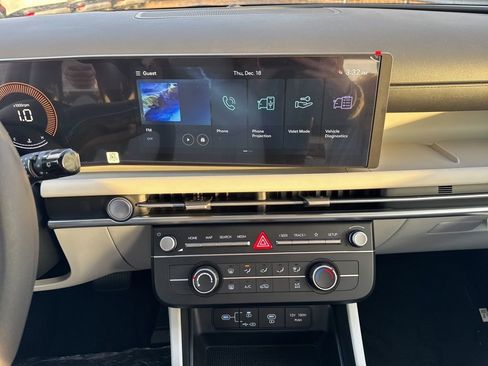 New 2026 Hyundai Tucson SE image 12