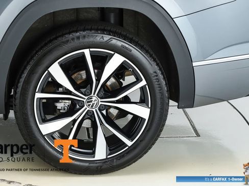 Used 2024 Volkswagen Atlas SEL Premium R-Line AWD/4WD image 6