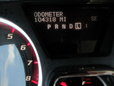 Used 2014 GMC Acadia SLT AWD/4WD image 30
