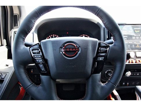 New 2026 Nissan Frontier PRO-4X w/ Pro-4x Convenience Package image 11