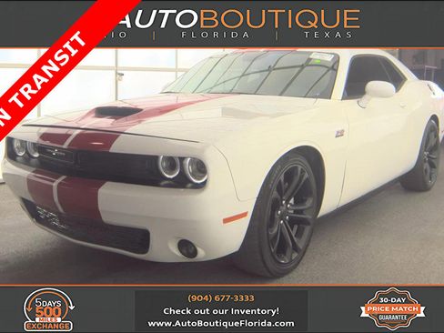 Used 2021 Dodge Challenger R/T RWD image 1