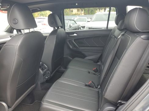 Certified 2023 Volkswagen Tiguan SE R-Line FWD image 16