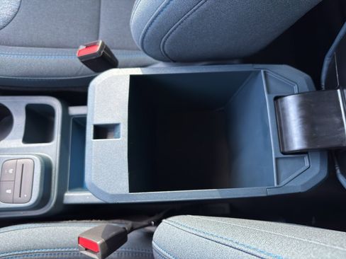 New 2025 Ford Maverick XLT w/ XLT Luxury Package image 39