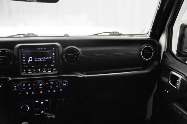 Used 2021 Jeep Gladiator Overland AWD/4WD image 5