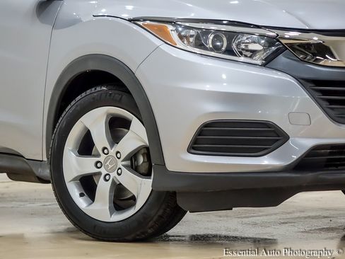 Used 2019 Honda HR-V LX image 3