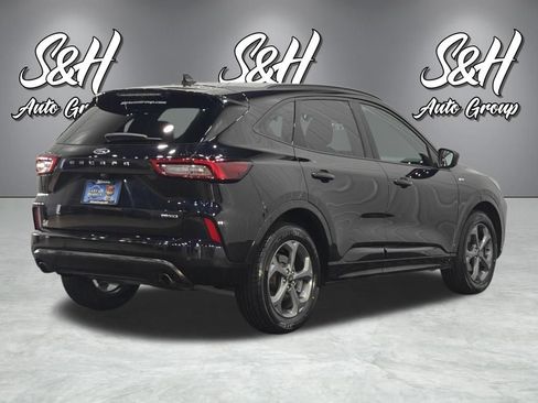 Used 2023 Ford Escape ST-Line w/ Tech Pack #1 AWD/4WD image 18