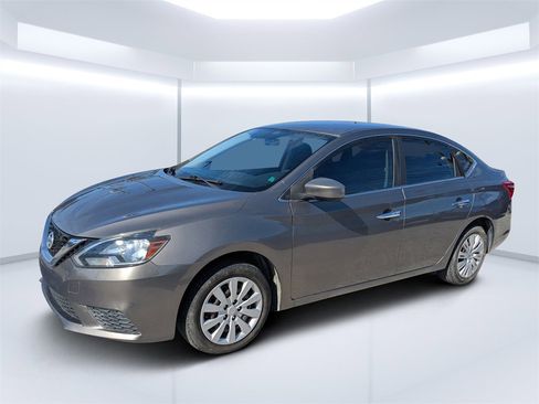 Used 2017 Nissan Sentra SV image 7