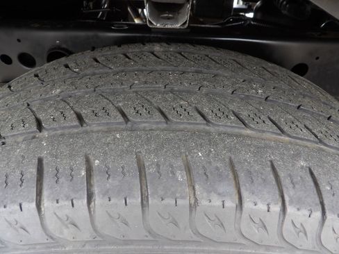 Used 2022 Nissan Frontier S image 50