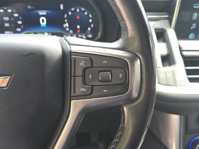 Used 2022 Chevrolet Suburban LT RWD image 16
