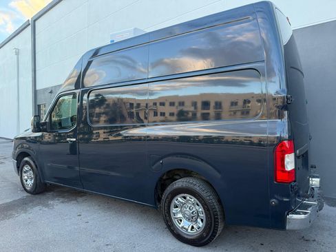 Used 2017 Nissan NV 3500 SL image 14