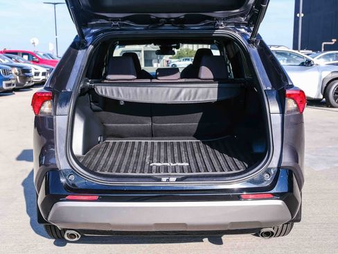 Certified 2022 Toyota RAV4 SE w/ Convenience Package AWD/4WD image 27