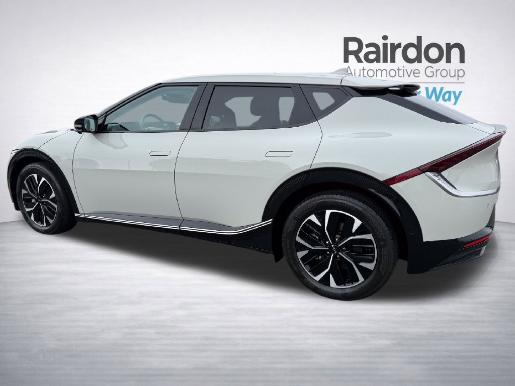 Certified 2023 Kia EV6 Wind w/ Wind Technology Package AWD/4WD image 5