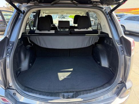 Used 2016 Toyota RAV4 XLE FWD image 23