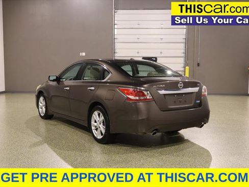 Used 2014 Nissan Altima 2.5 SV FWD image 6