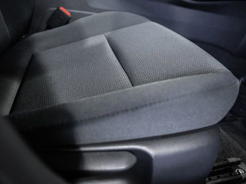 Used 2023 Toyota Prius LE image 32