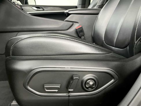 Used 2024 Jeep Grand Cherokee L Limited w/ Luxury Tech Group II AWD/4WD image 20