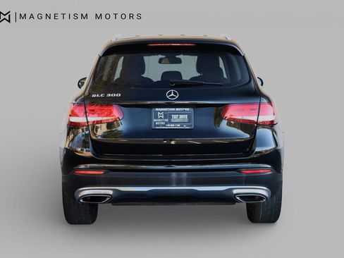 Used 2016 Mercedes-Benz GLC 300 image 8