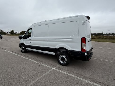 New 2026 Ford Transit 250 148 Medium Roof w/ Load Area Protection Package image 3