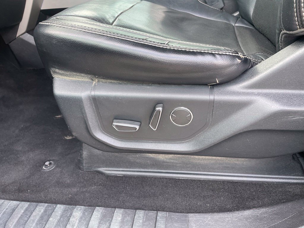 Used 2019 Ford F250 Lariat w/ Lariat Ultimate Package AWD/4WD image 13