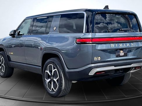 Used 2023 Rivian R1S Adventure AWD/4WD image 4