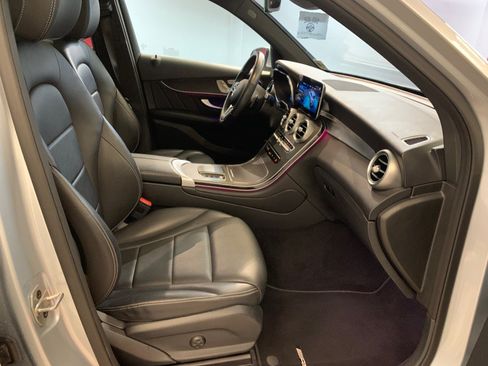 Used 2022 Mercedes-Benz GLC 300 4MATIC w/ AMG Line image 70