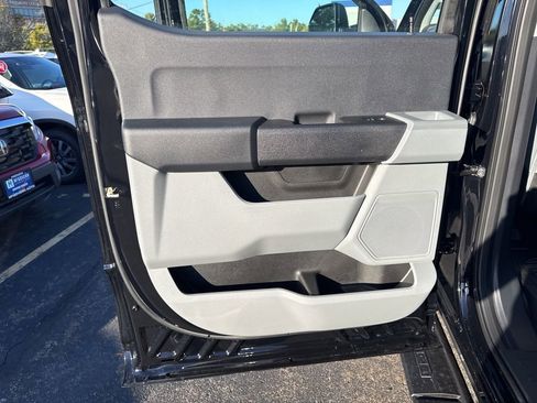 New 2026 Ford F250 XL w/ XL Chrome Package image 20