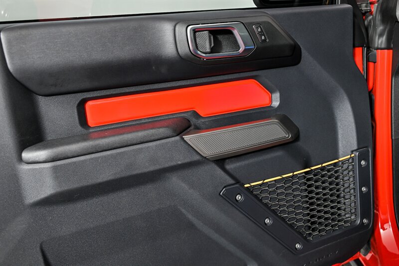 Used 2024 Ford Bronco Badlands AWD/4WD image 13