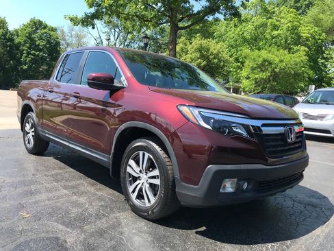 Used 2017 Honda Ridgeline RTS image 2
