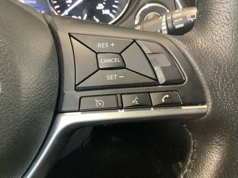 Used 2020 Nissan Rogue SV AWD/4WD image 23