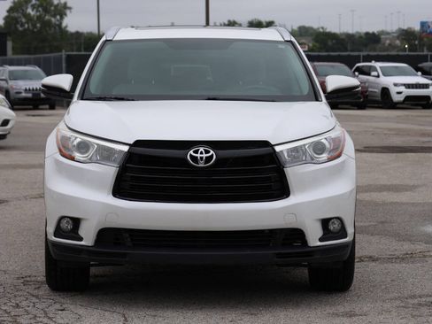 Used 2016 Toyota Highlander XLE AWD/4WD image 5