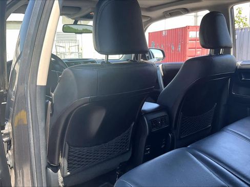 Used 2016 Toyota 4Runner Limited image 22