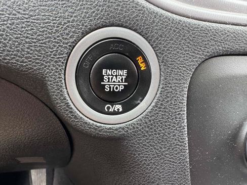 Used 2023 Dodge Charger SXT RWD image 20